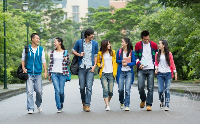 Секс-опрос молодежи Казахстана: каждый пятый начинает половую жизнь до 20 лет